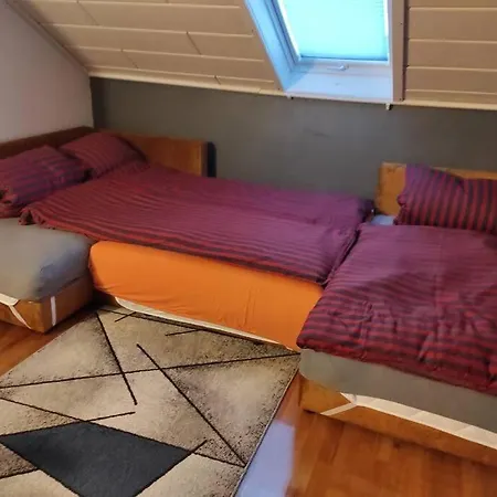 Ferienwohnung Gemuetliches Und Zentral Bruchköbel Exterior foto